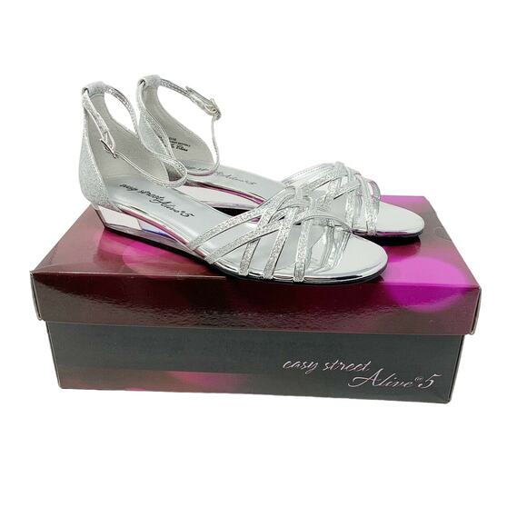 Easy Street Tarrah Wedge Sandal Silver Glitter 6.5 - Picture 5 of 7